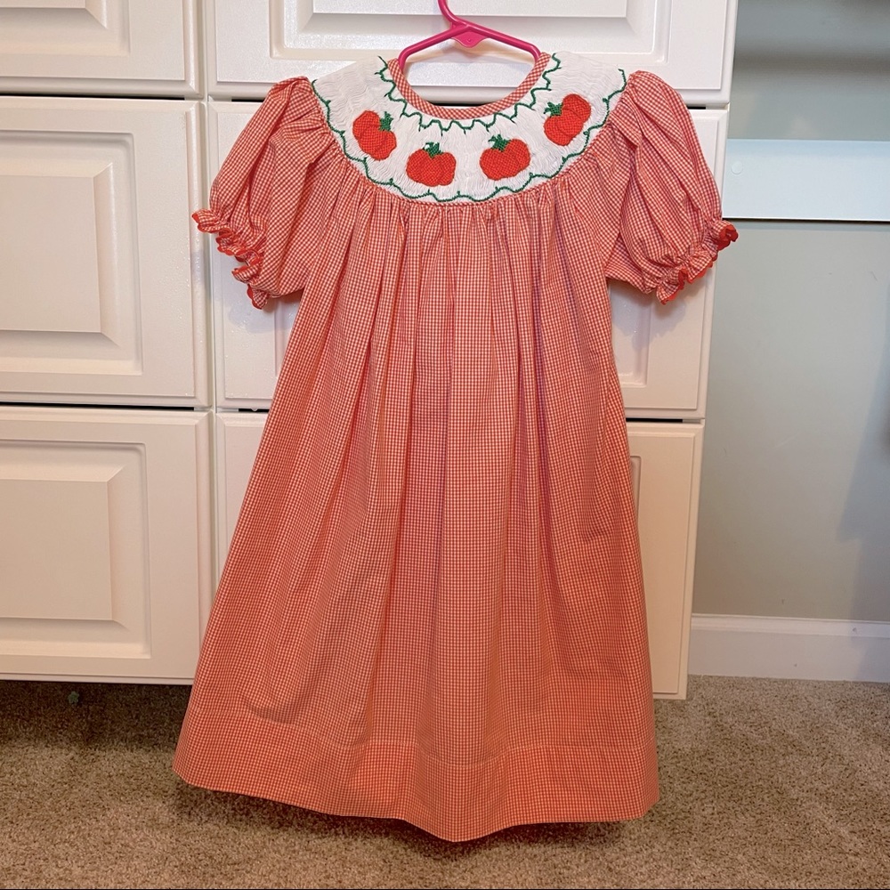 Sold! 🎉🎃 pumpkin smocked Dress